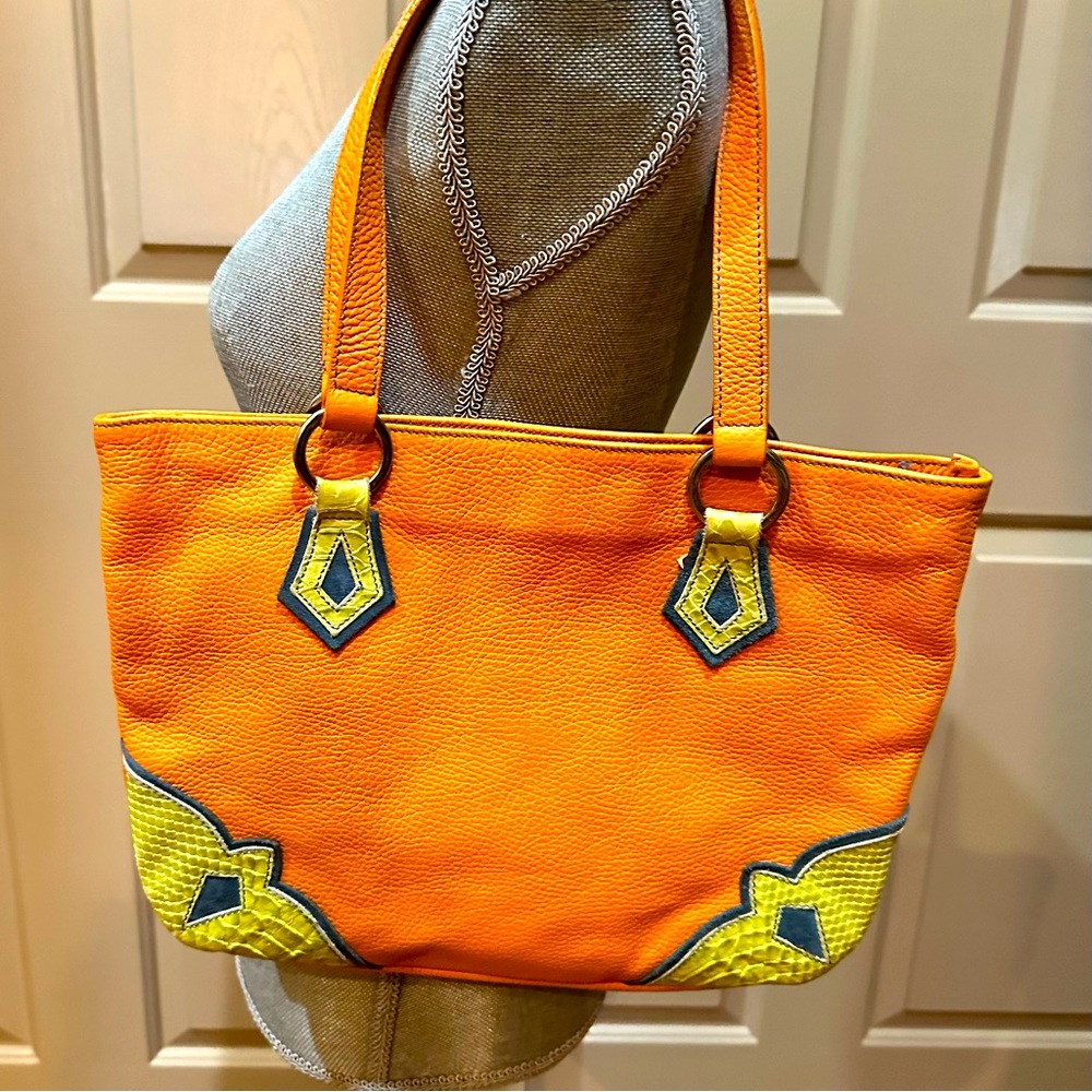 VINTAGE Western 🍊Orange leather Tote with lime green Reptile trim